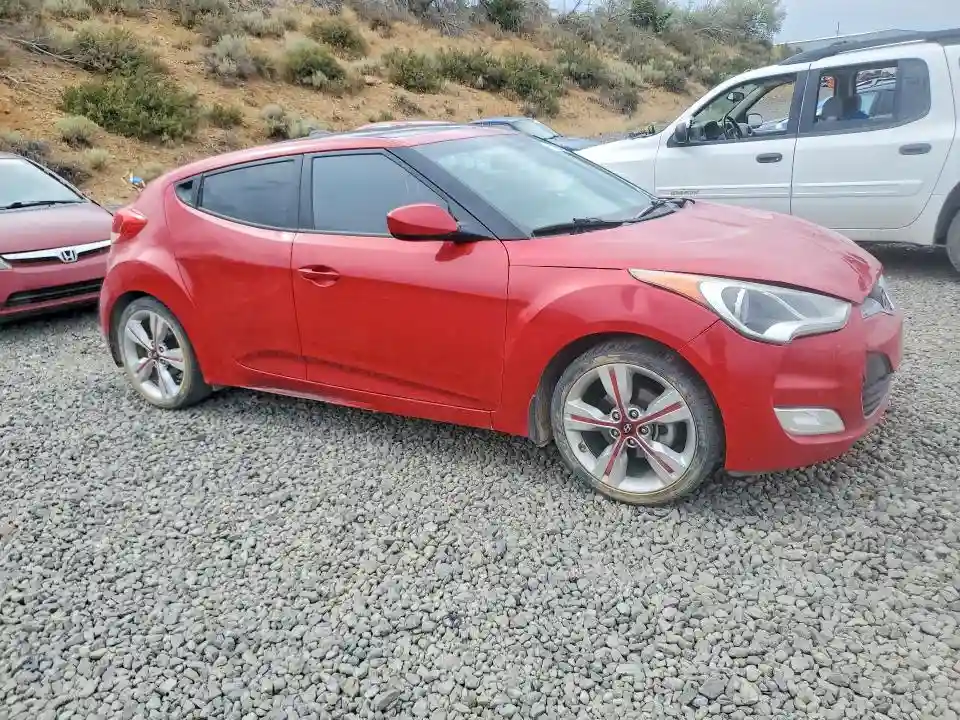 KMHTC6AD5GU295717 2016 HYUNDAI VELOSTER-3