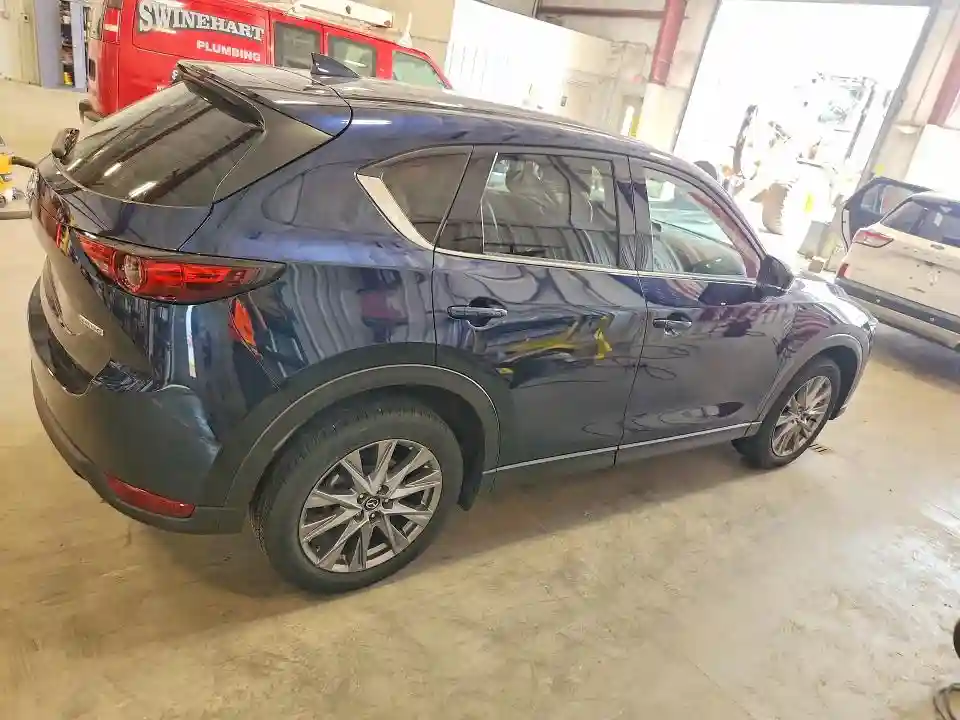 JM3KFBDMXL0856241 2020 MAZDA CX-5-2