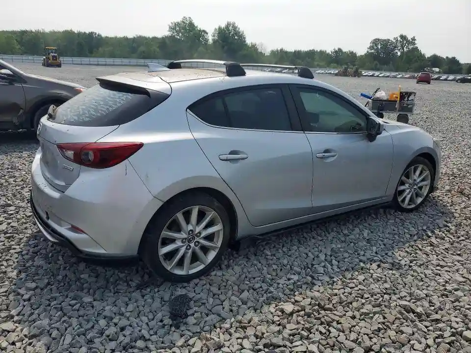 JM1BN1M35H1116918 2017 MAZDA 3-2