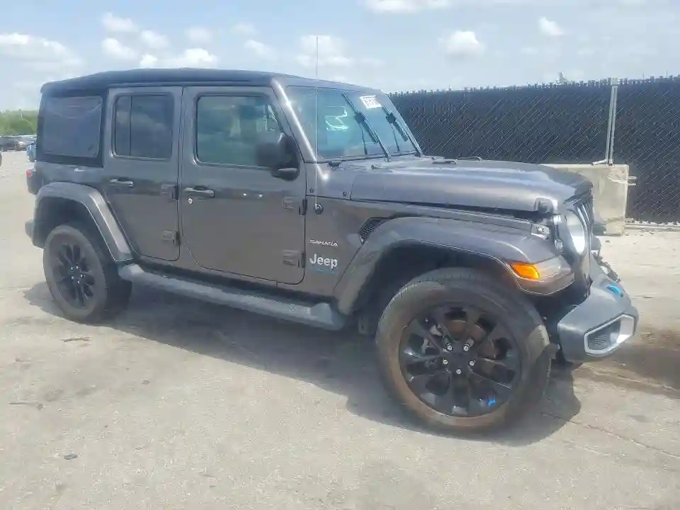 1C4JJXP61PW581133 2023 JEEP WRANGLER-3