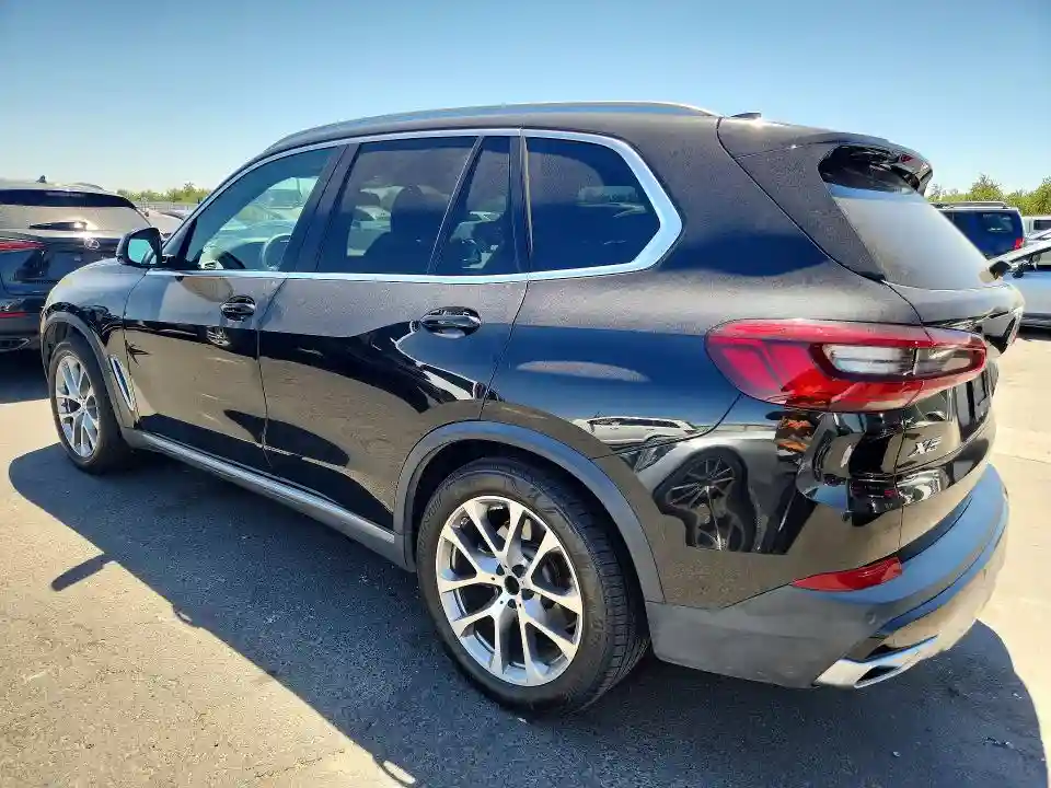 5UXCR6C5XKLK88610 2019 BMW X5-1