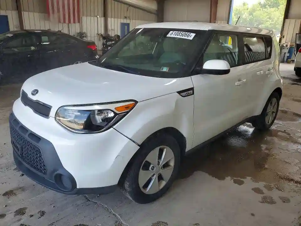 KNDJN2A27G7334948 2016 KIA SOUL-0