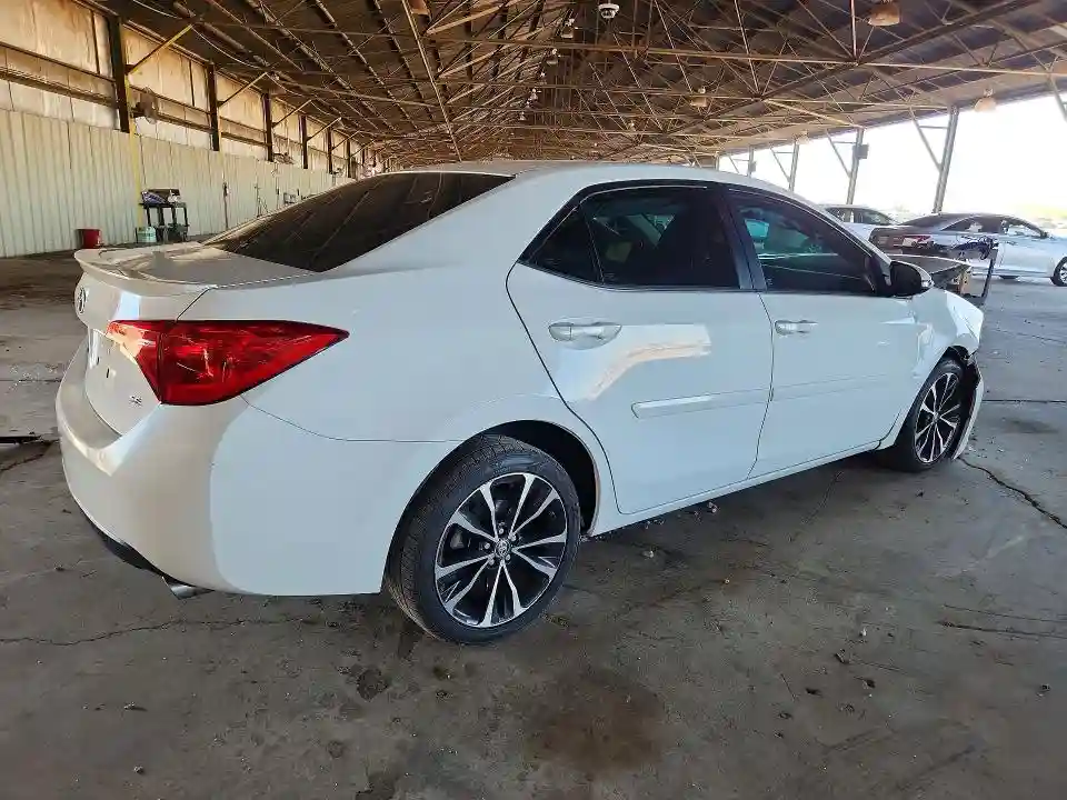 2T1BURHE2JC973132 2018 TOYOTA COROLLA-2