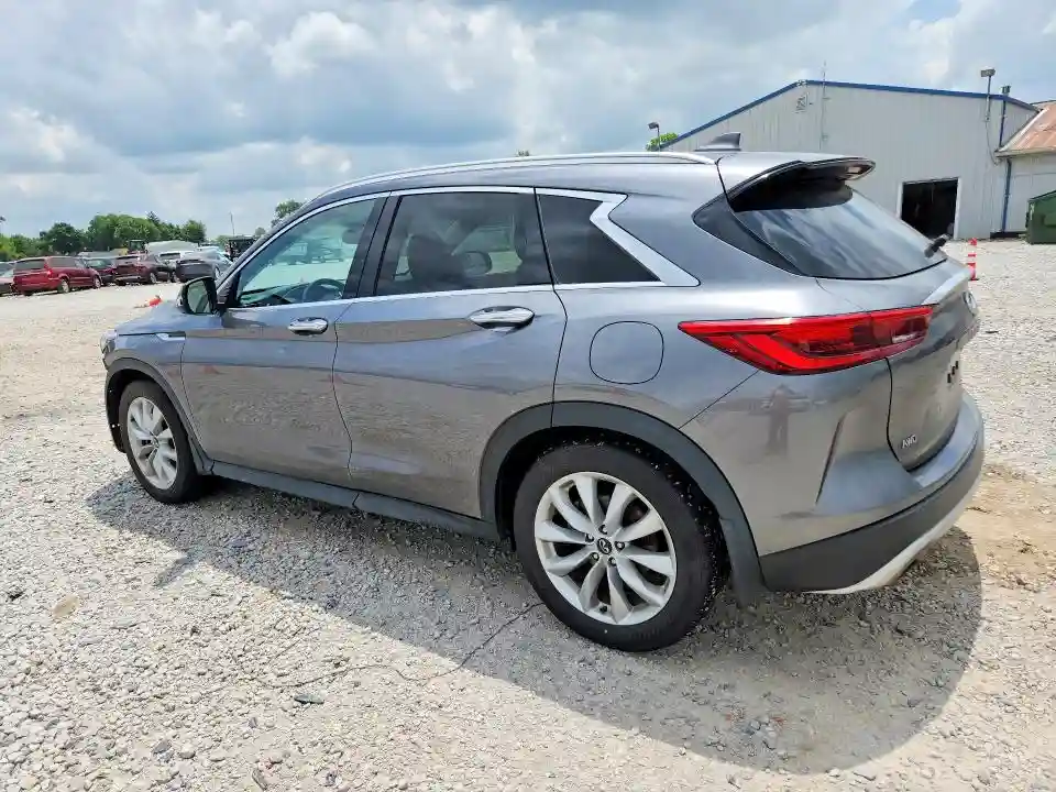 3PCAJ5M32KF117957 2019 INFINITI QX50-1