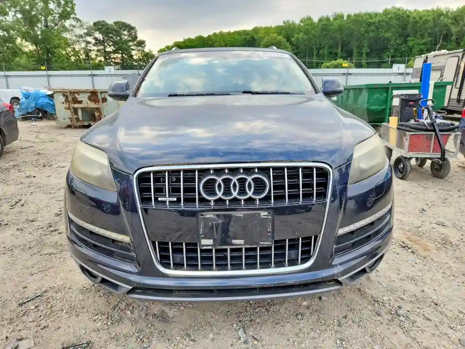 WA1LGAFE7BD007096 2011 AUDI Q7-4