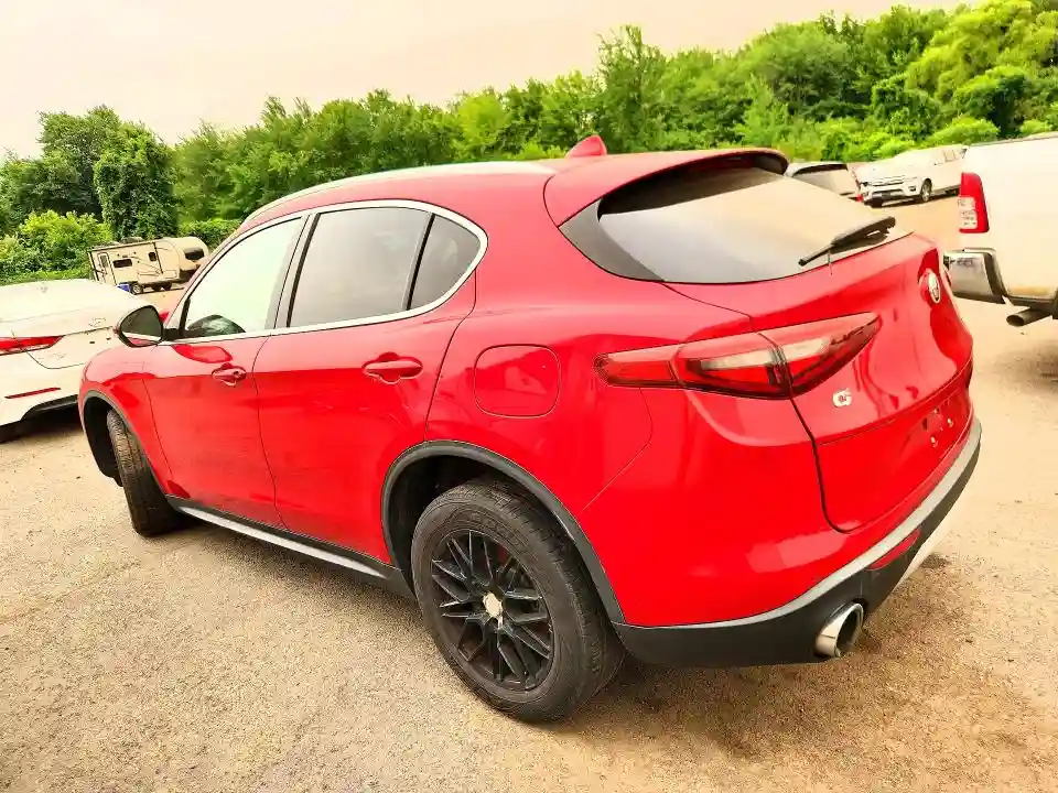 ZASFAKANXJ7B76745 2018 ALFA ROMEO STELVIO-1