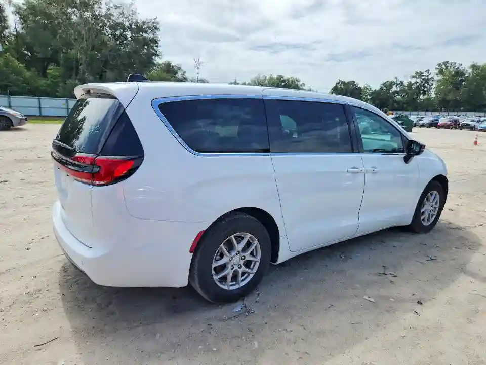 2C4RC1BG5VR566411 2027 CHRYSLER PACIFICA-2