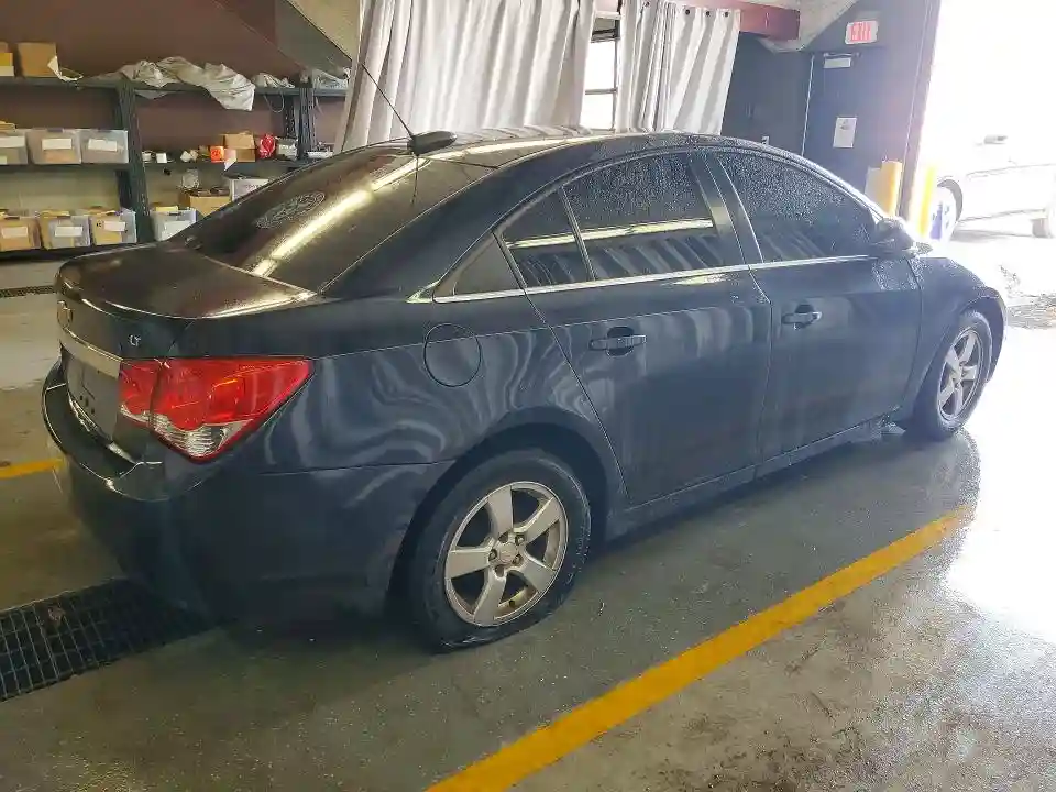 1G1PE5SB1G7168266 2016 CHEVROLET CRUZE-2