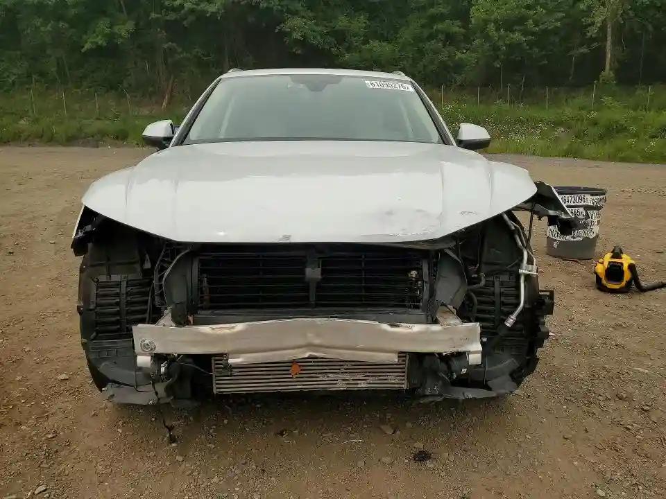 WA1BAAFY5M2024677 2021 AUDI Q5-4