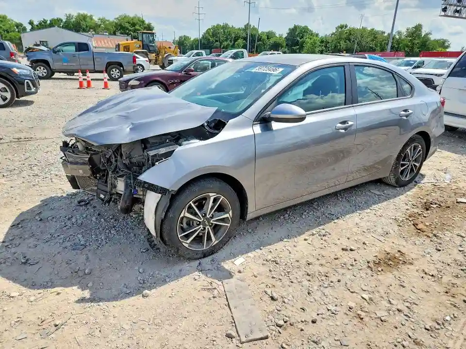 3KPF24AD5PE653664 2023 KIA FORTE LXS-0