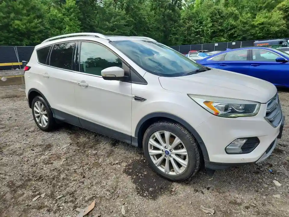 1FMCU0JD6HUC73561 2017 FORD ESCAPE-3