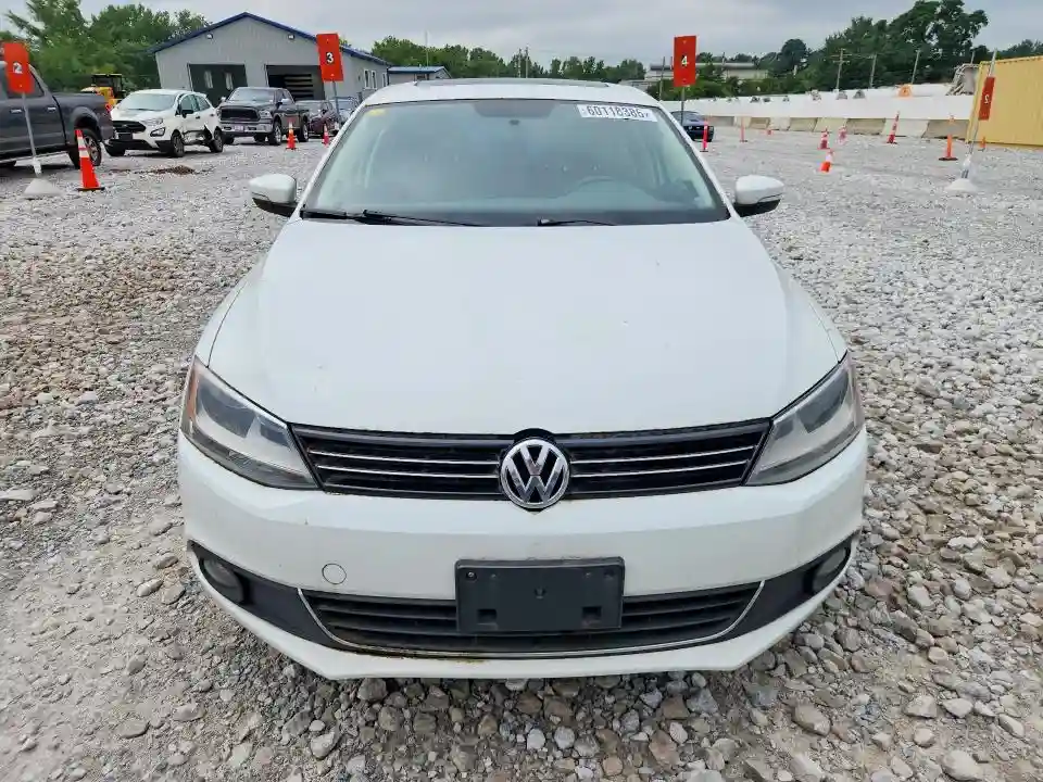 3VWL07AJ3EM289096 2014 VOLKSWAGEN JETTA-4