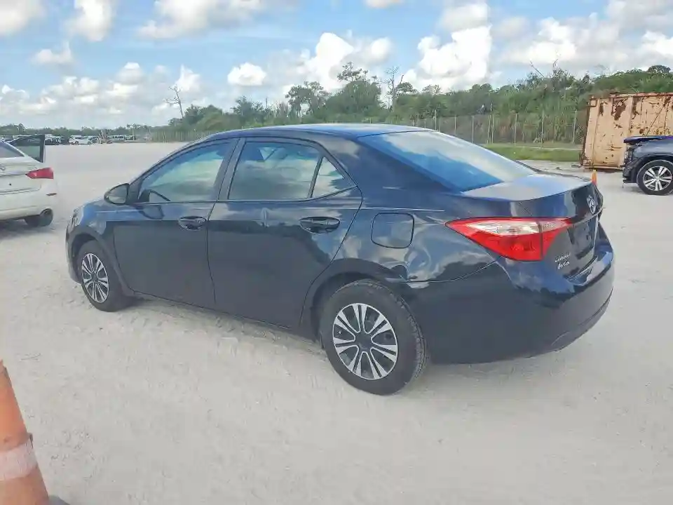 5YFBURHE9JP769864 2018 TOYOTA COROLLA-1