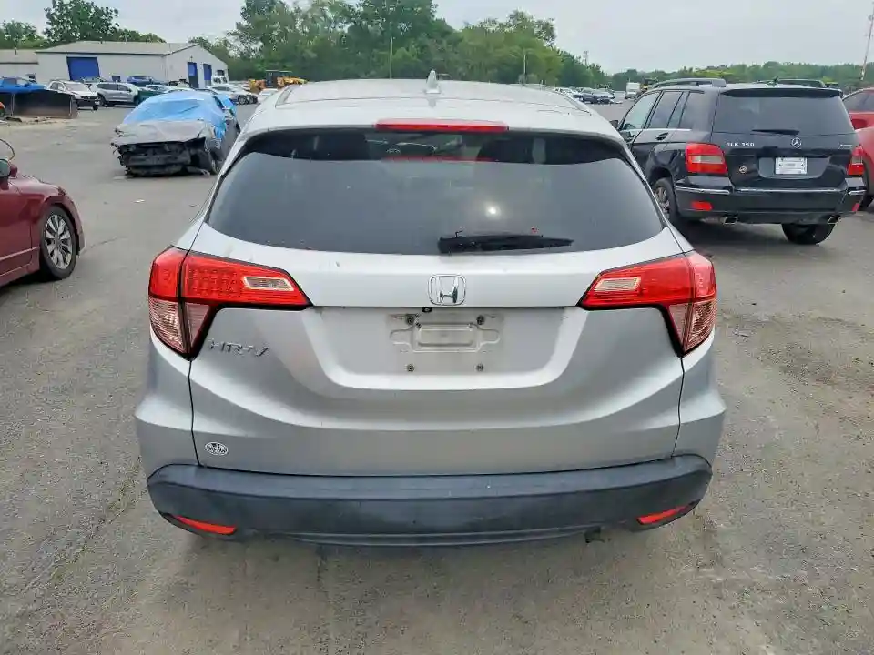 3CZRU5H59GM714865 2016 HONDA HR-V-5