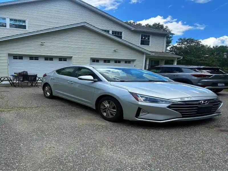 5NPD84LF4KH471351 2019 HYUNDAI ELANTRA-0