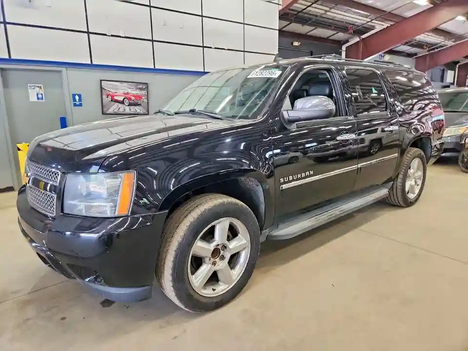 1GNSCKE01ER106780 2014 CHEVROLET SUBURBAN-0