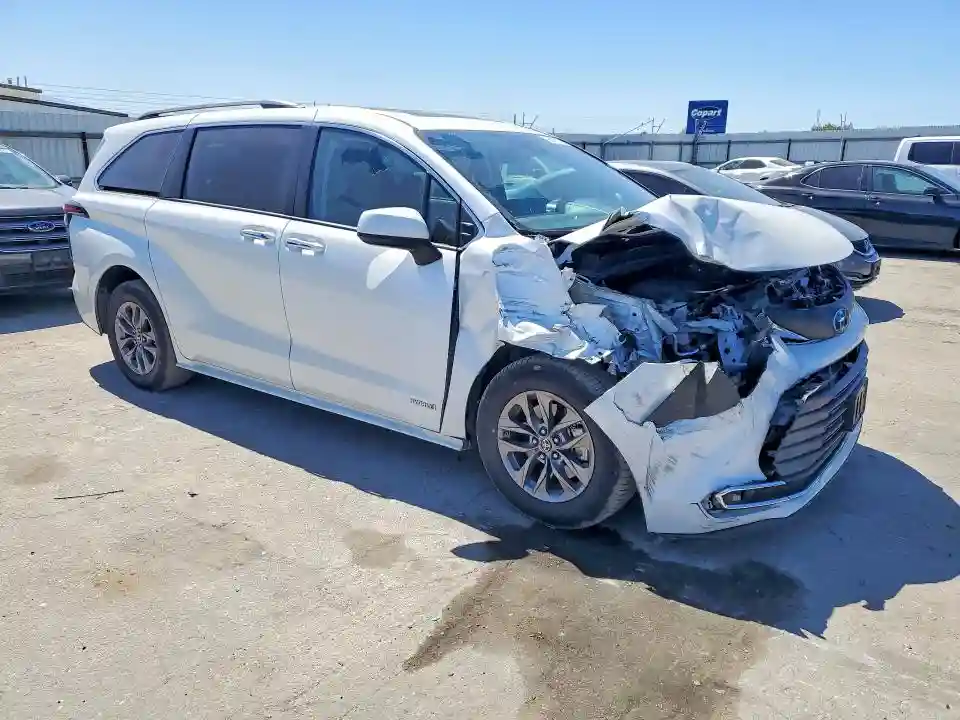 5TDJRKECXMS058130 2021 TOYOTA SIENNA-3