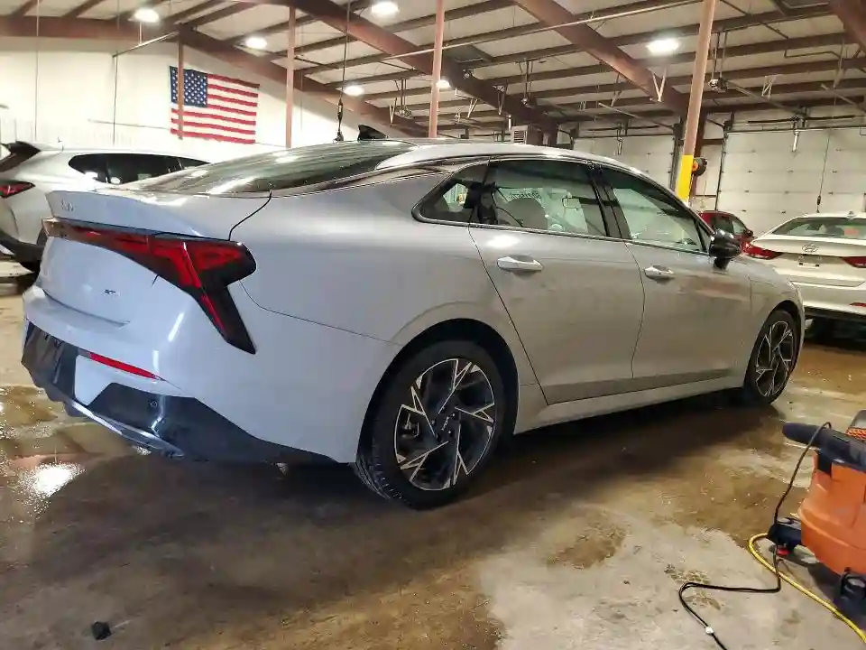 KNAG64J76S5389603 2025 KIA K5-2