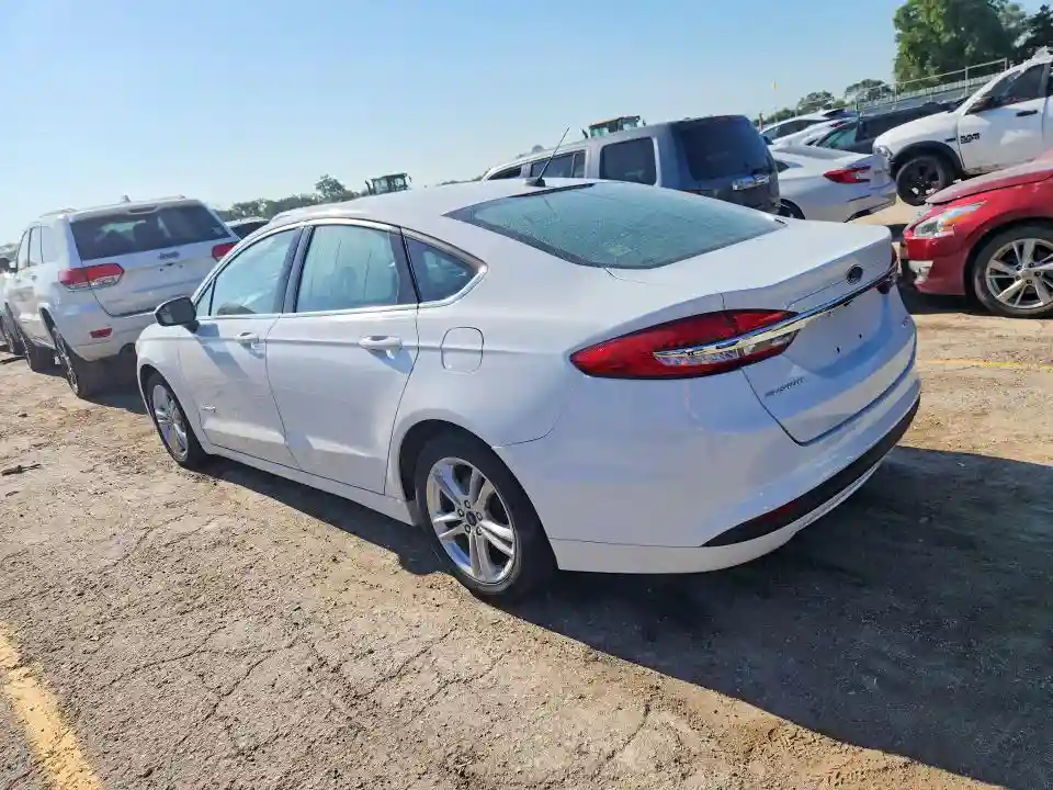 3FA6P0UU7JR282017 2018 FORD FUSION-1