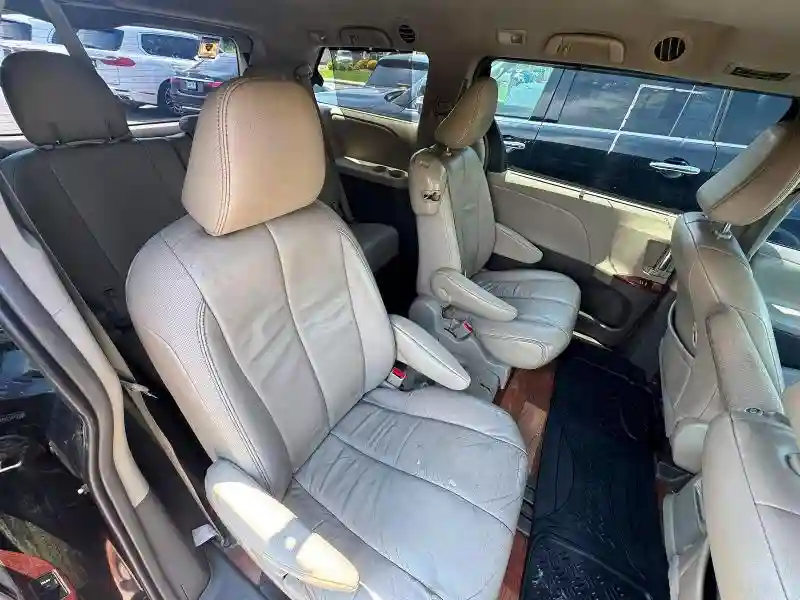 5TDYK3DC0ES443899 2014 TOYOTA SIENNA-5