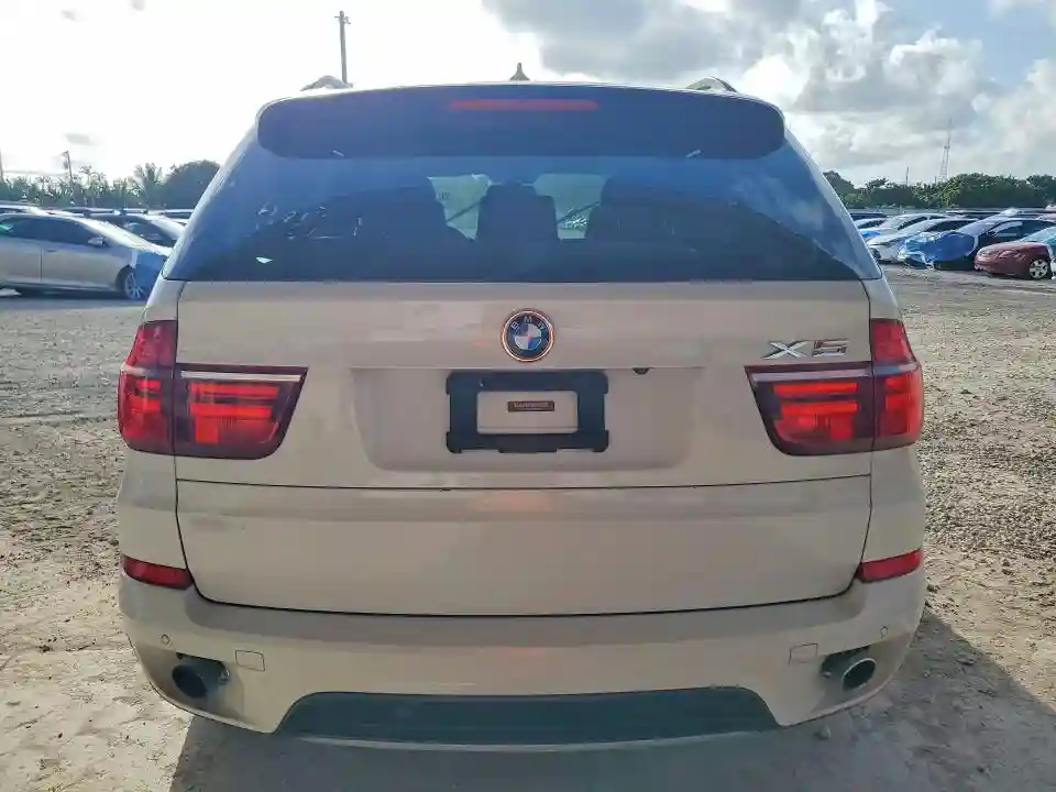 5UXZV4C53D0E13562 2013 BMW X5-5