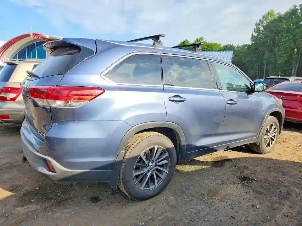 5TDJZRFH5JS491997 2018 TOYOTA HIGHLANDER-2