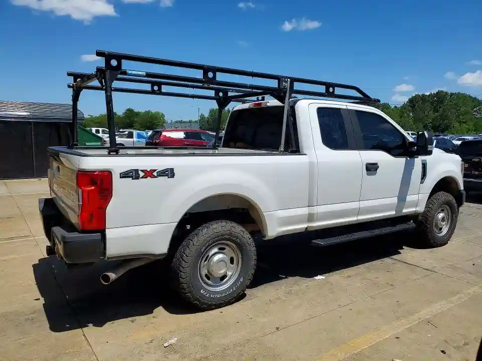 1FT7X2B69NEC90188 2022 FORD F250-2