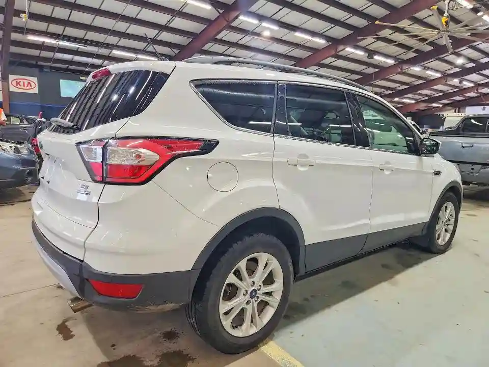 1FMCU9GD7JUB18356 2018 FORD ESCAPE-2