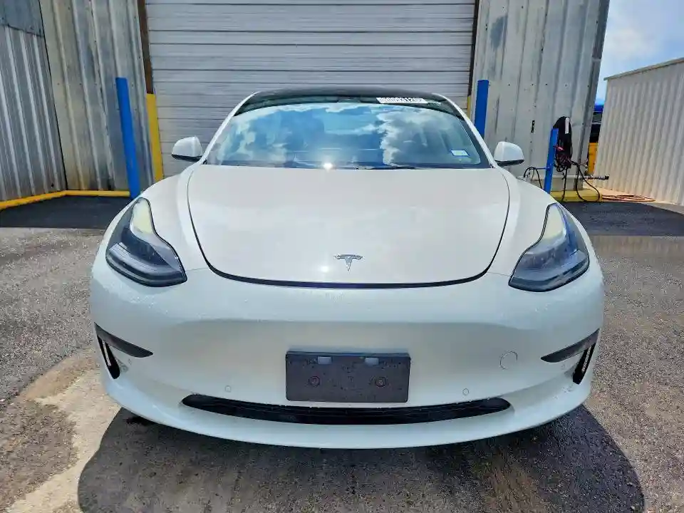 5YJ3E1EA9NF191786 2022 TESLA MODEL 3-4