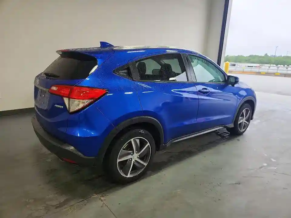 3CZRU6H57NM768443 2022 HONDA HR-V-2