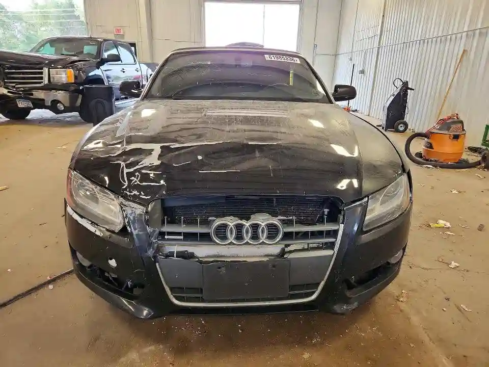WAULFAFH6BN009612 2011 AUDI A5-4