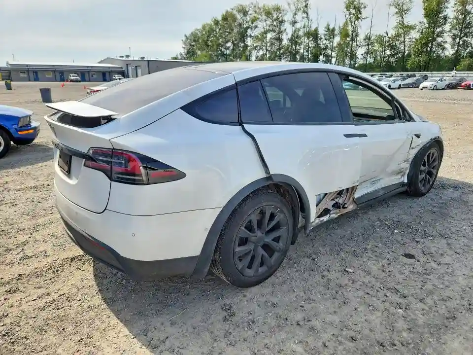 7SAXCAE5XNF358234 2022 TESLA MODEL X-2