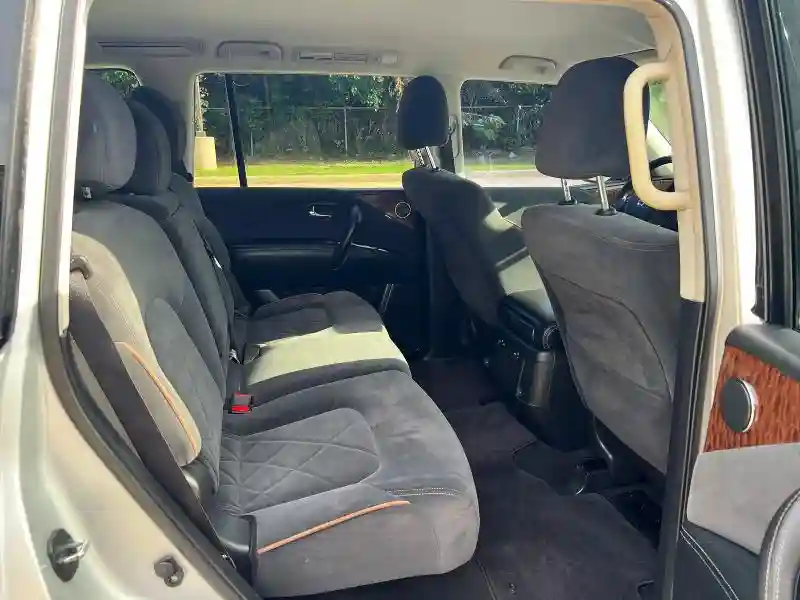 JN8AY2ND7JX002961 2018 NISSAN ARMADA-5