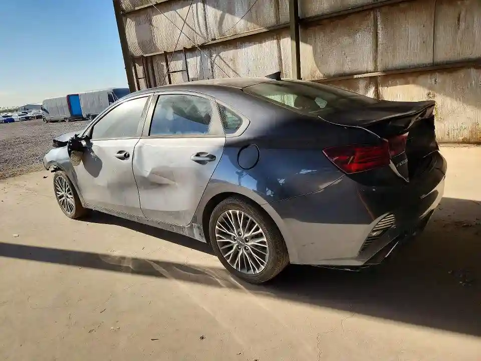 3KPF54AD7PE606613 2023 KIA FORTE GT-L-1