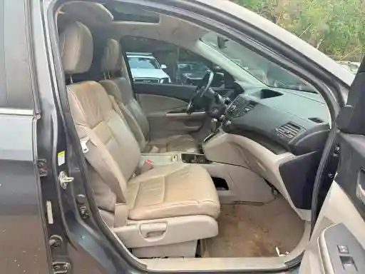 5J6RM4H75EL031975 2014 HONDA CRV-4