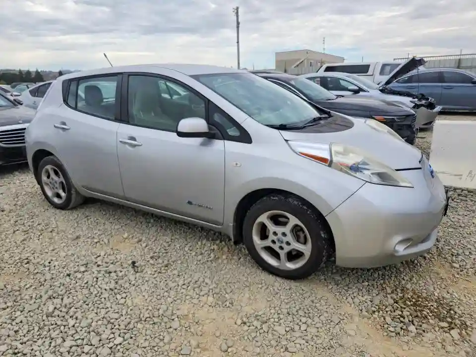 JN1AZ0CP8BT009214 2011 NISSAN LEAF-3