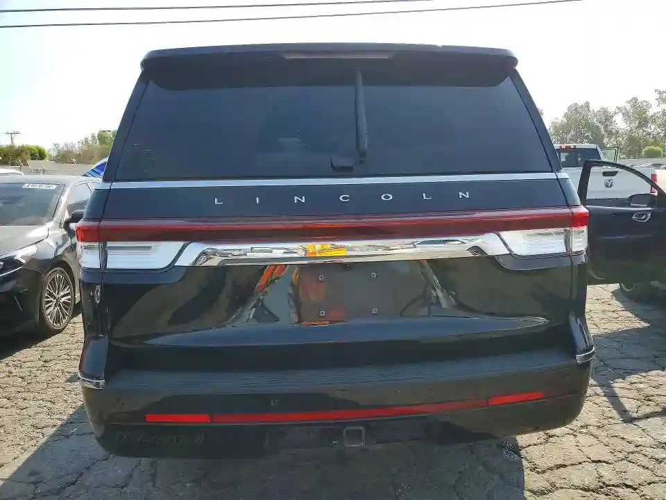 5LMJJ3MT8NEL13842 2022 LINCOLN NAVIGATOR-5