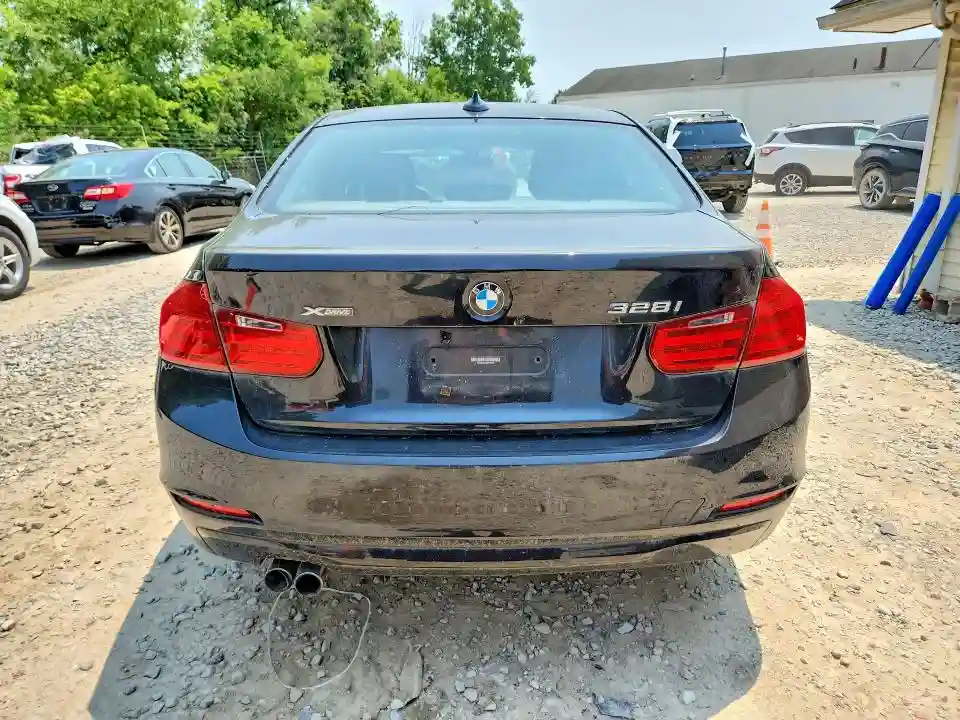 WBA3B3C53DF541026 2013 BMW 3 SERIES-5