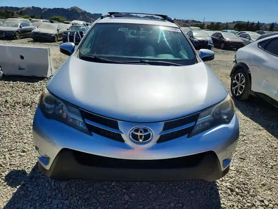2T3RFREV3DW041528 2013 TOYOTA RAV4-4