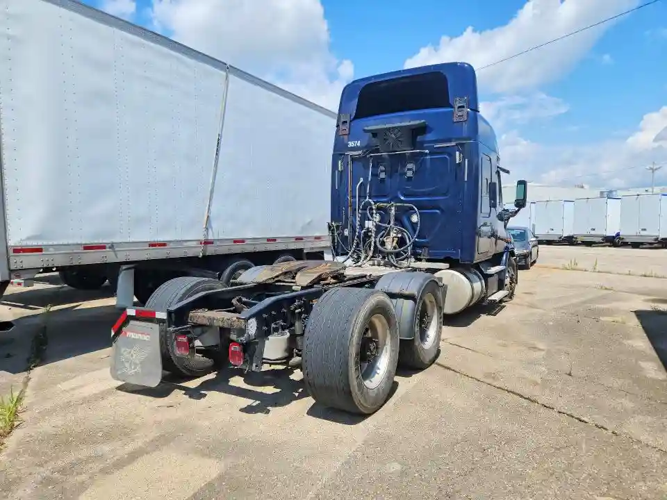 3AKJGHDV8HSHL9194 2017 FREIGHTLINER ALL OTHER-2