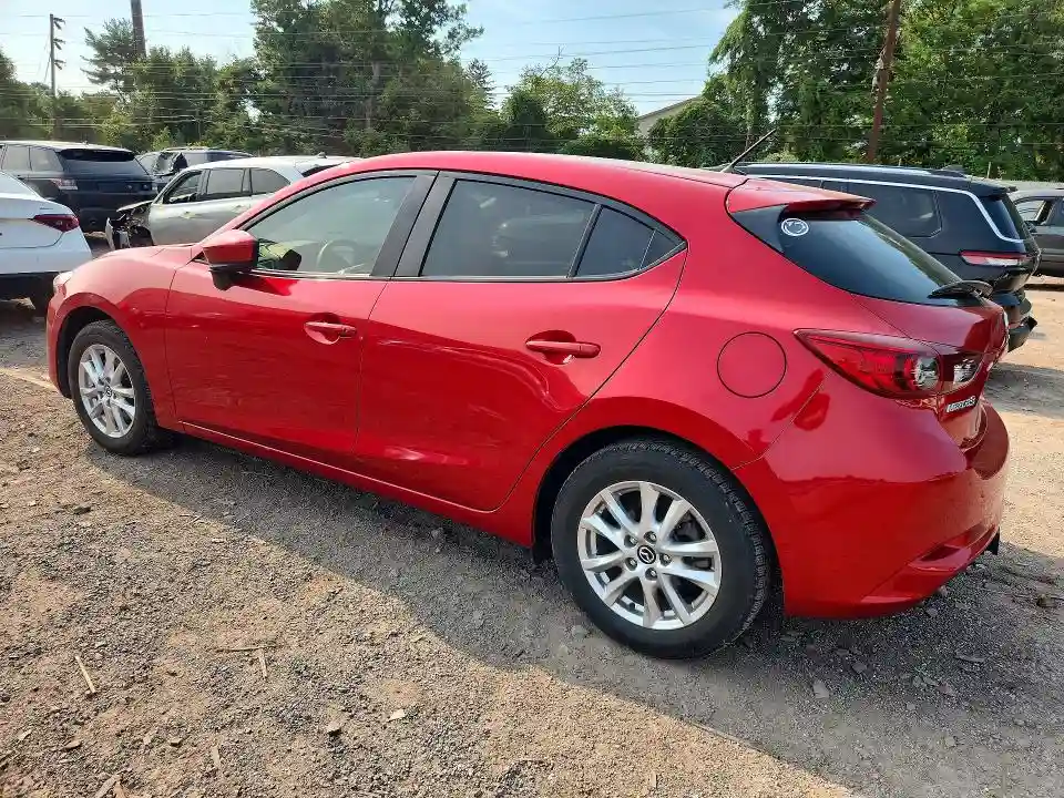 3MZBN1K70JM175161 2018 MAZDA 3-1