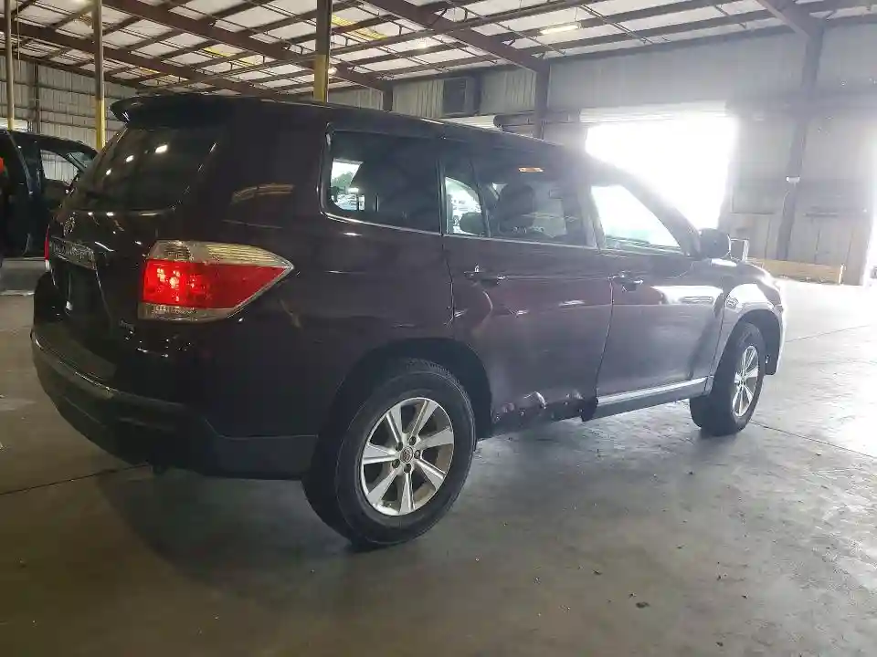 5TDBK3EH3BS065444 2011 TOYOTA HIGHLANDER-2