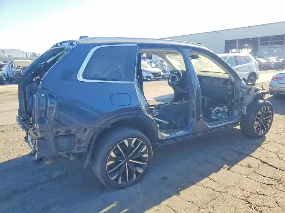 YV4H60PG5S1372819 2025 VOLVO XC90-2