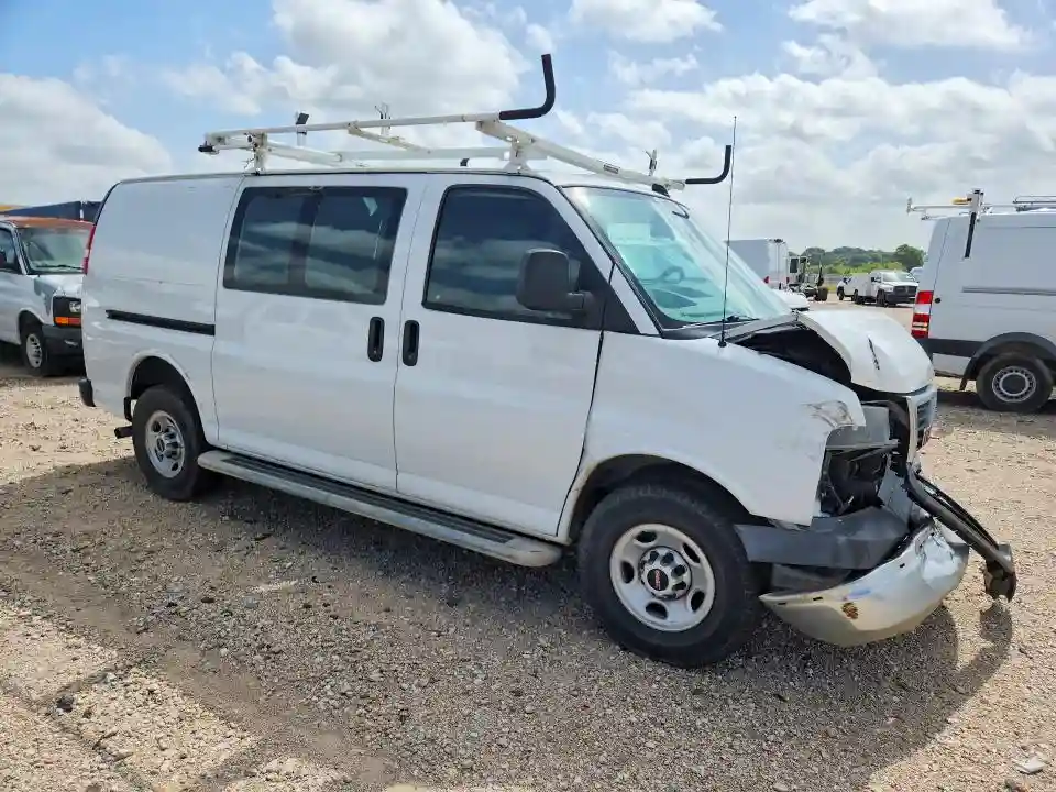 1GTW7AFGXK1313912 2019 GMC SAVANA-3