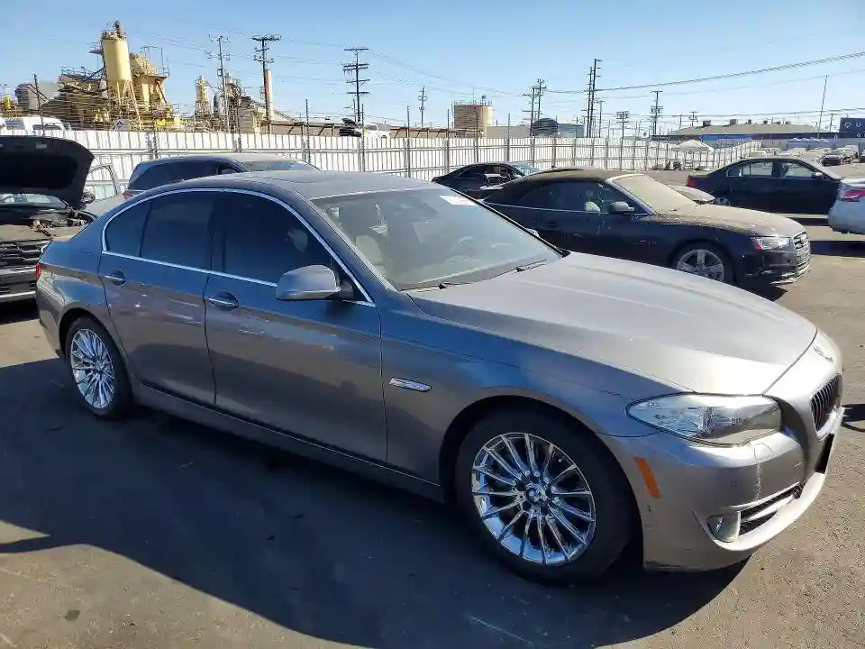 WBAFR7C52CC812299 2012 BMW 5 SERIES-3