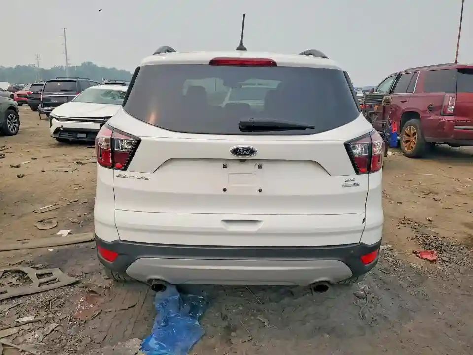 1FMCU9GD2JUB23061 2018 FORD ESCAPE-5