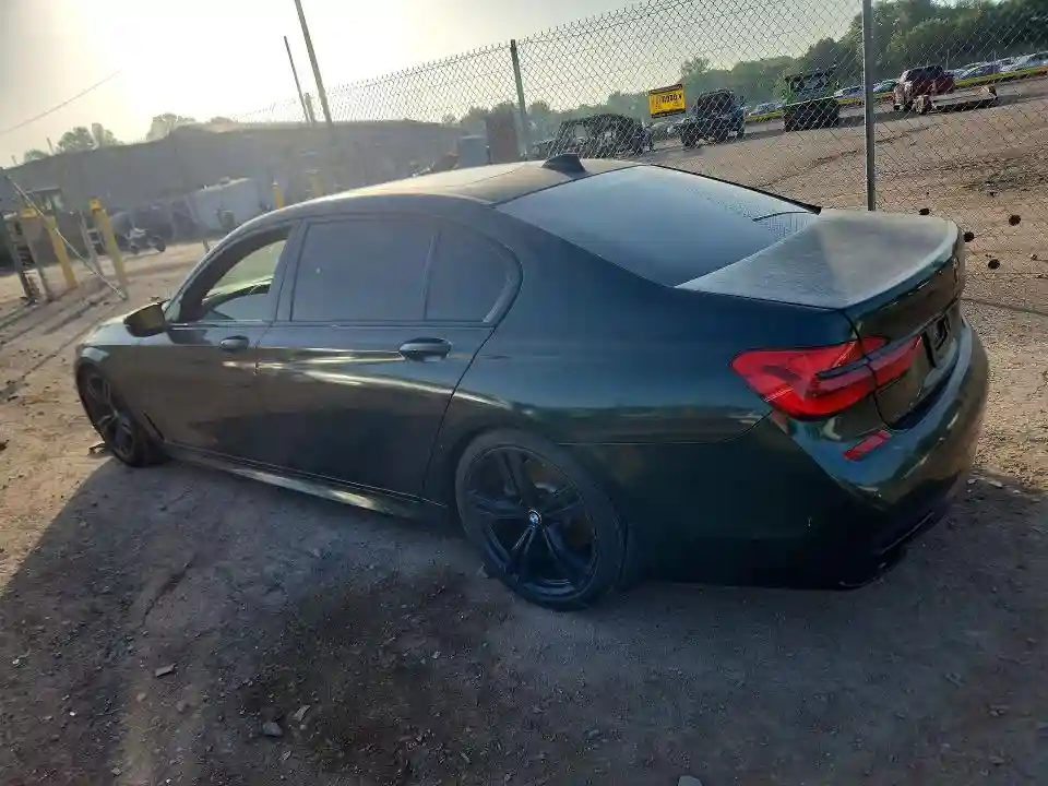 WBA7F2C50JB238725 2018 BMW 7 SERIES-1