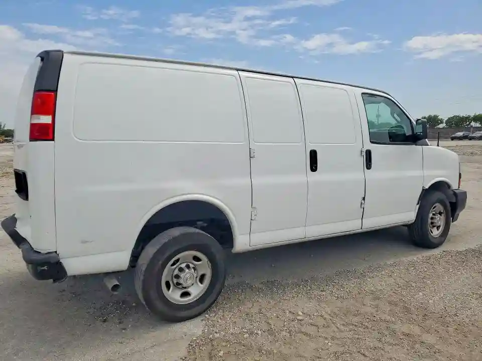 1GCWGAFP6P1115898 2023 CHEVROLET EXPRESS-2
