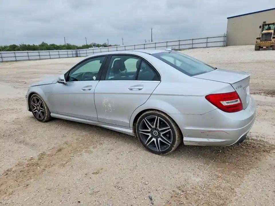 WDDGF5HB5DA802534 2013 MERCEDES-BENZ C-CLASS-1