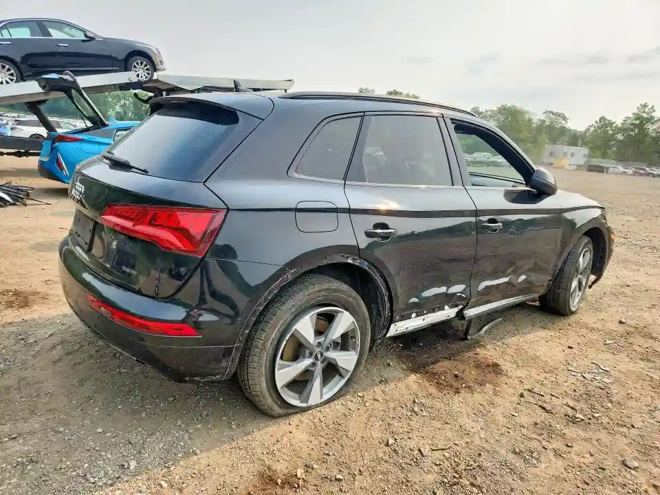 WA1ANAFY9L2096075 2020 AUDI Q5-2